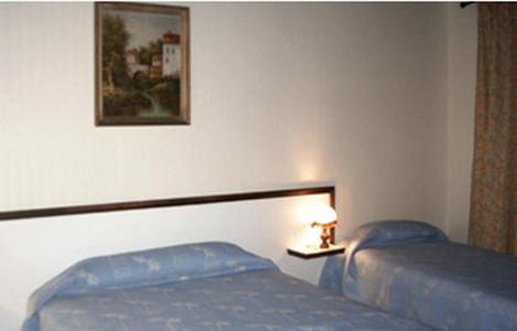 Habitación Doble - 2 camas del hotel Avenir Vaugirard. Foto 1