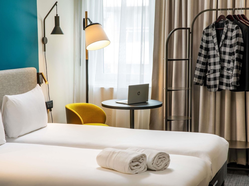 Habitación con 2 camas individuales, 2 camas individuales del hotel Ibis London Blackfriars. Foto 6