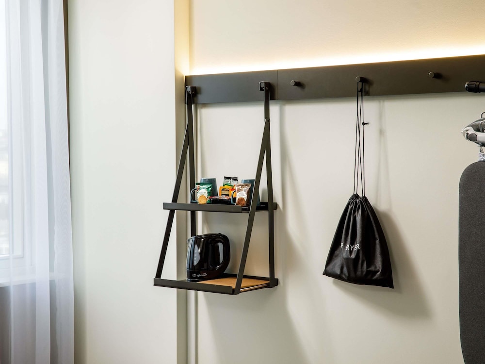 Habitación familiar doble, 1 cama doble con sofá cama del hotel Ibis London Blackfriars. Foto 3