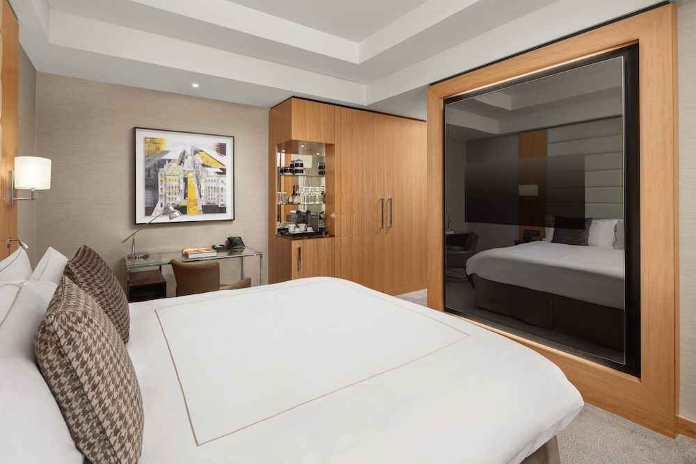 King Deluxe Room del hotel Conrad London St. James. Foto 2