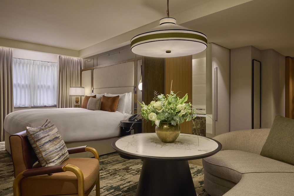 Habitación ejecutiva, 1 cama de matrimonio grande del hotel Conrad London St. James. Foto 5