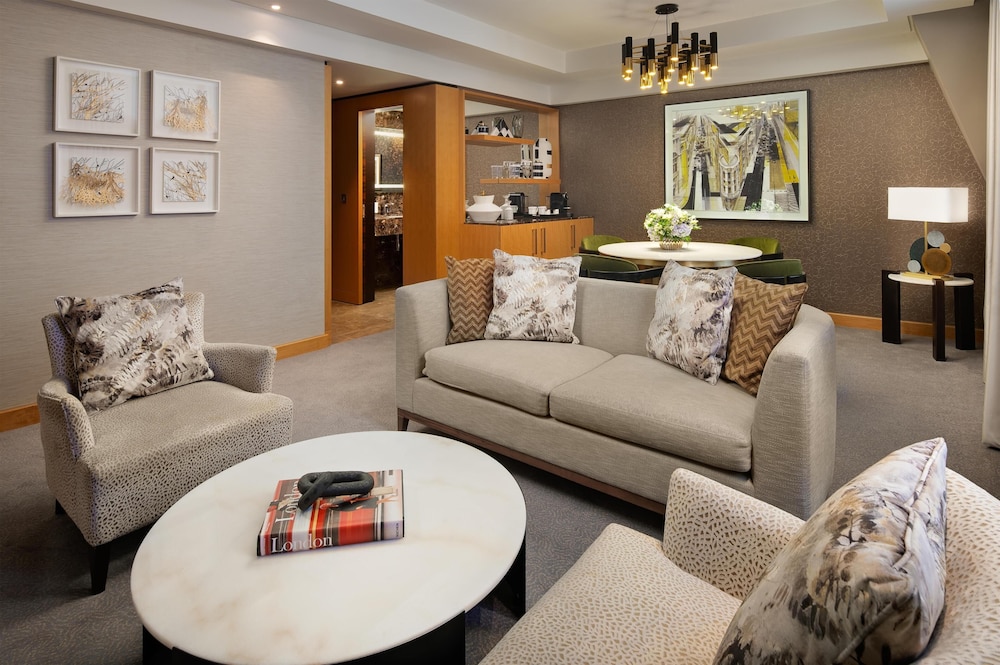 One Bedroom Deluxe Suite del hotel Conrad London St. James. Foto 2