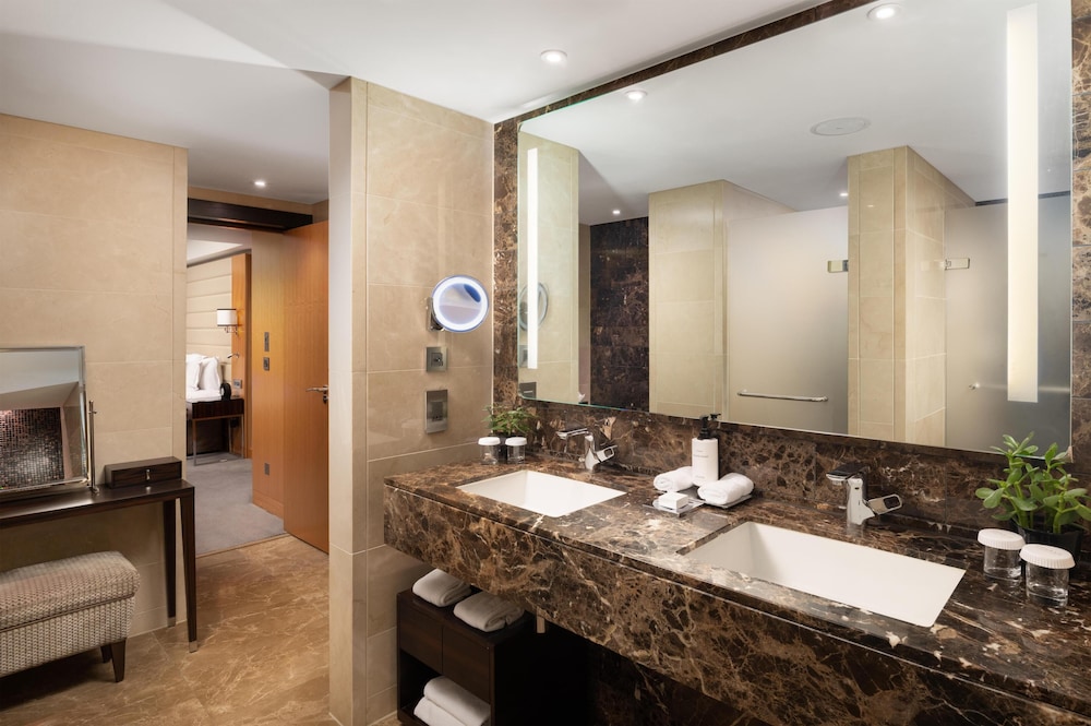 One Bedroom Deluxe Suite del hotel Conrad London St. James. Foto 3