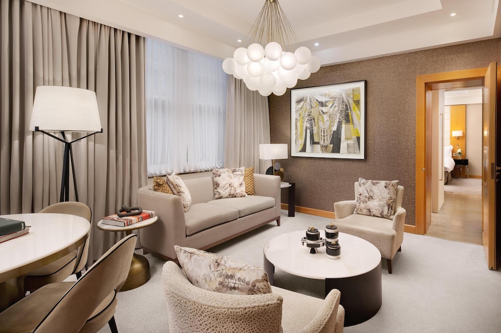 One Bedroom Suite del hotel Conrad London St. James. Foto 1
