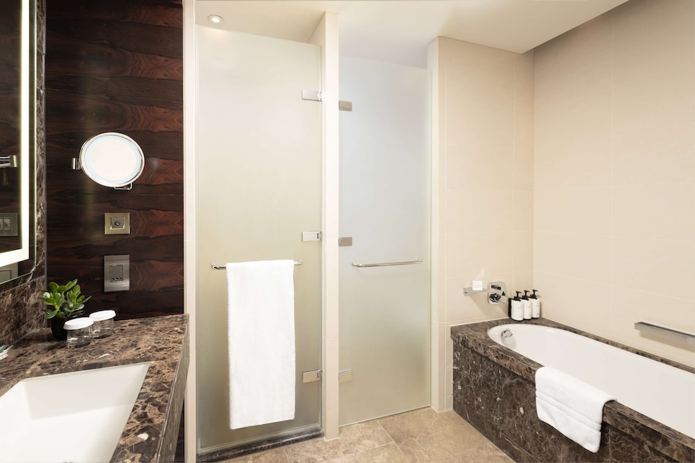 King Executive Room With Lounge Access del hotel Conrad London St. James. Foto 4