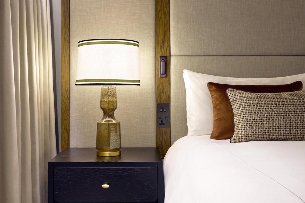 Habitación ejecutiva, 1 cama de matrimonio grande del hotel Conrad London St. James. Foto 1