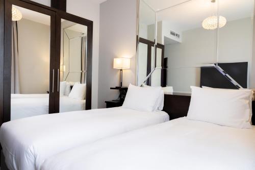 Family Connecting Room del hotel Doubletree By Hilton London - Greenwich. Foto 5