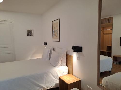 Habitación Triple Superior del hotel Lucien. Foto 15