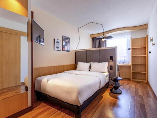 Habitación Estándar con 1 cama doble del hotel Ibis Friedrichshafen Airport Messe. Foto 4
