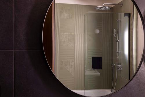 Suite Junior Arabesque del hotel Paris Art Quartier Latin By Malone. Foto 7