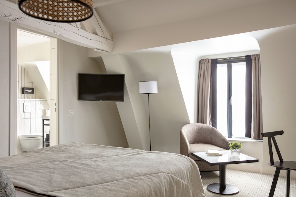 Habitación Deluxe del hotel Bastille Spéria. Foto 11