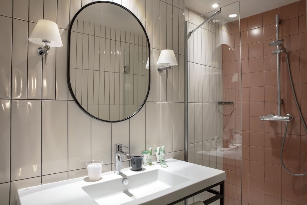 Habitación Clásica del hotel Bastille Spéria. Foto 5