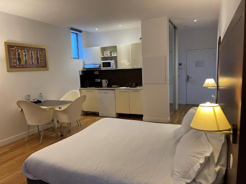 Estudio del hotel Residhotel Impérial Rennequin. Foto 16