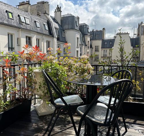 Suite con terraza del hotel BEAUSEJOUR RANELAGH. Foto 7