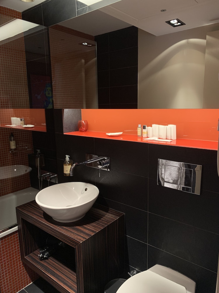 Habitación clásica doble del hotel BEAUSEJOUR RANELAGH. Foto 6