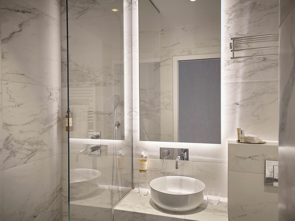 Habitación Deluxe doble del hotel BEAUSEJOUR RANELAGH. Foto 17