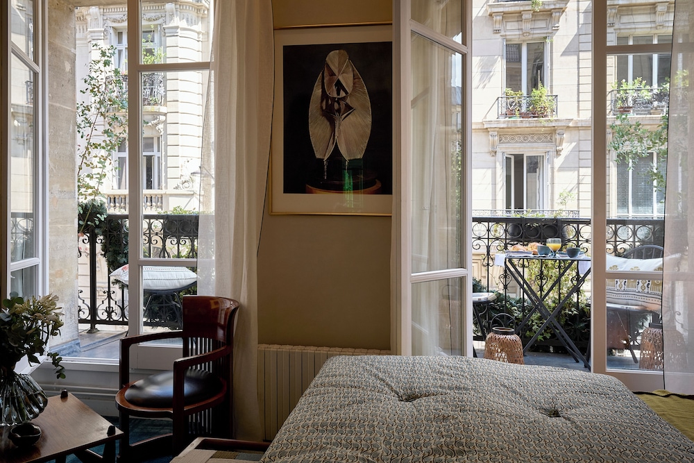 Habitación Deluxe doble, balcón del hotel BEAUSEJOUR RANELAGH. Foto 5