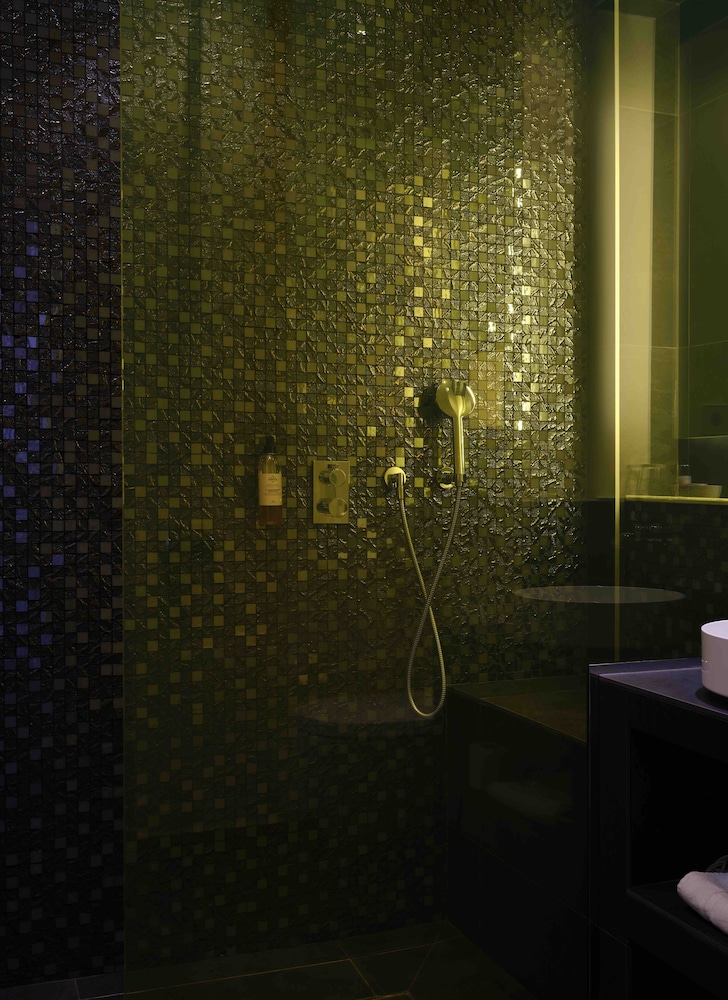 Habitación Deluxe doble, balcón del hotel BEAUSEJOUR RANELAGH. Foto 12