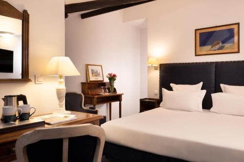 Suite Familiar del hotel RELAIS HOTEL DU VIEUX. Foto 2