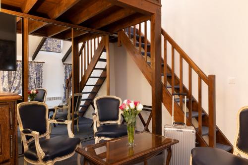 Suite Familiar del hotel RELAIS HOTEL DU VIEUX. Foto 3