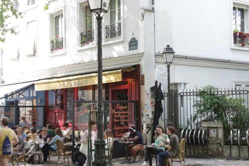 Habitación Doble Estándar del hotel Regyn's Montmartre. Foto 4