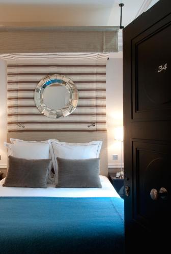 Habitación Doble Clásica del hotel RECAMIER. Foto 2