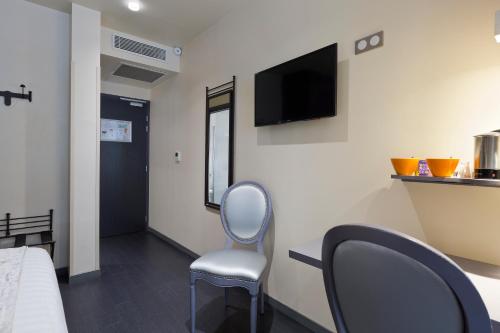 Habitación Doble Superior - 2 camas - No fumadores del hotel Aurore Paris Gare de Lyon. Foto 4