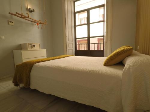 Habitación Doble con baño privado del hotel JOY Plaza de Armas. Foto 4