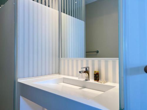 Habitación Doble Estándar del hotel PRATIC. Foto 4