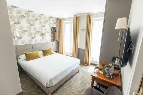 Habitación Doble Clásica del hotel Passy Eiffel. Foto 5