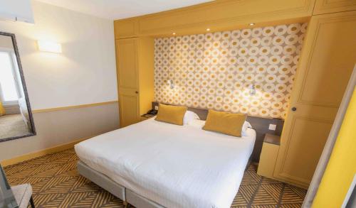 Habitación Doble Superior del hotel Passy Eiffel. Foto 6