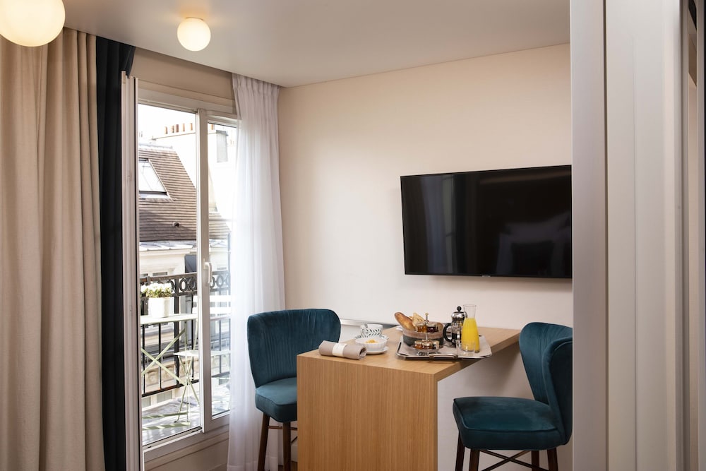 Habitación Deluxe doble del hotel Pas De Calais. Foto 4