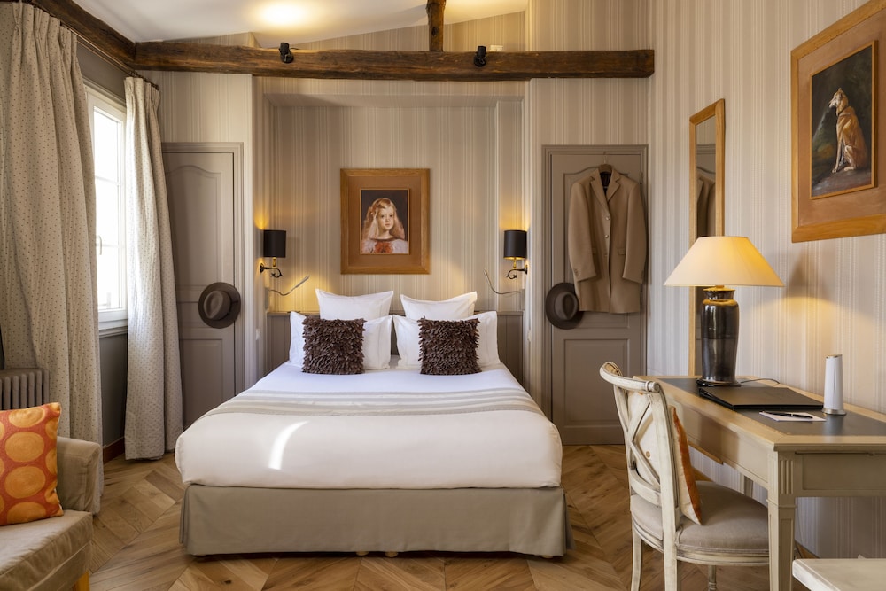 Habitación Deluxe doble del hotel Pas De Calais. Foto 7