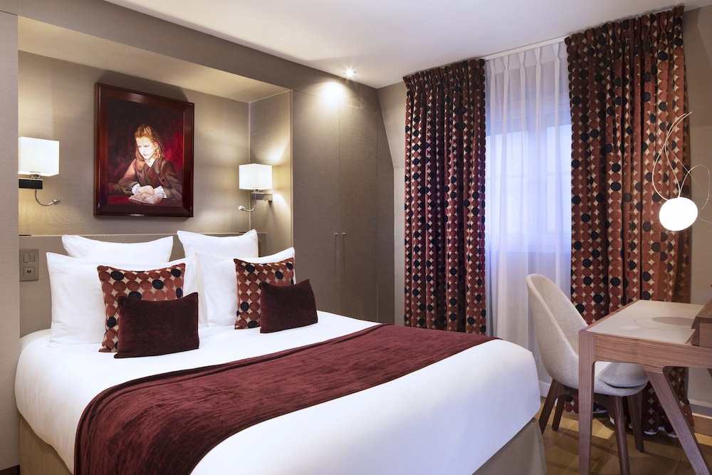 Habitación clásica doble del hotel Pas De Calais. Foto 2