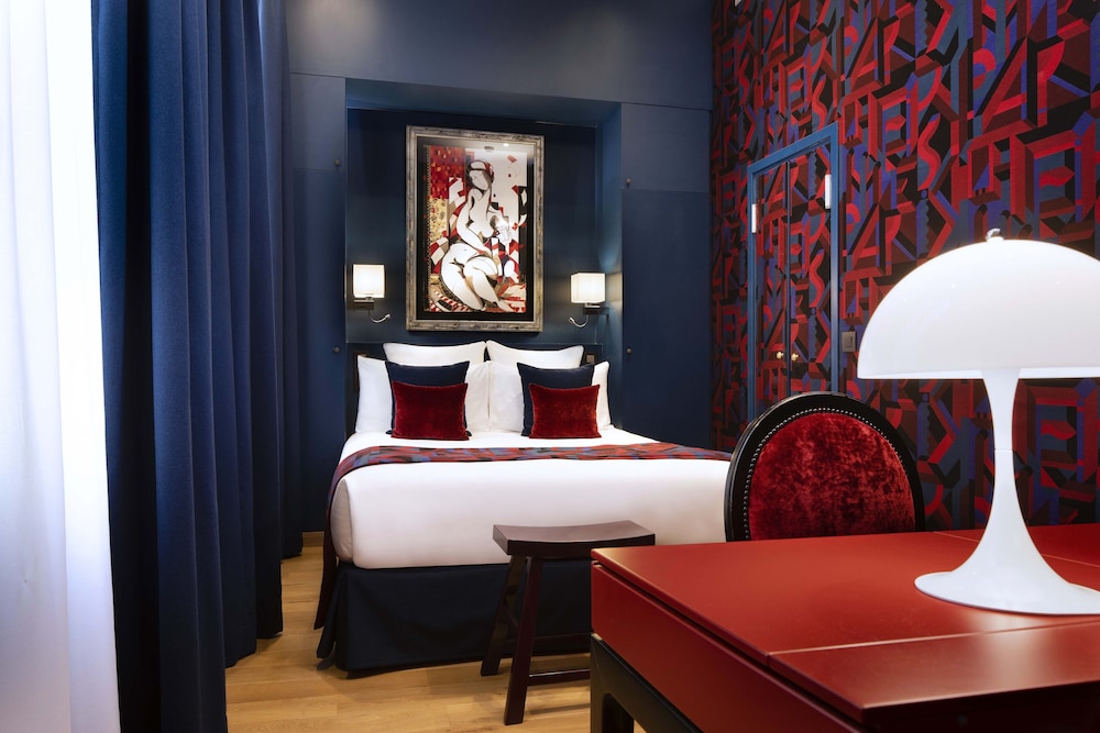 Habitación clásica doble del hotel Pas De Calais. Foto 3