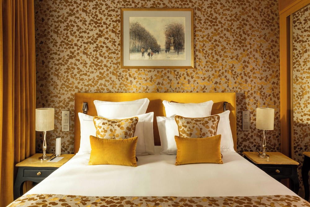 Habitación clásica doble del hotel Pas De Calais. Foto 13