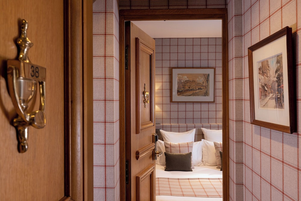 Habitación familiar, habitaciones comunicadas del hotel Pas De Calais. Foto 7