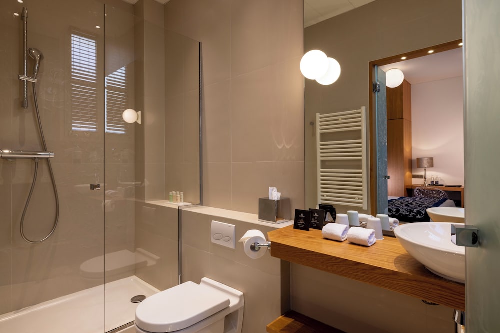 Habitación familiar, habitaciones comunicadas del hotel Pas De Calais. Foto 9