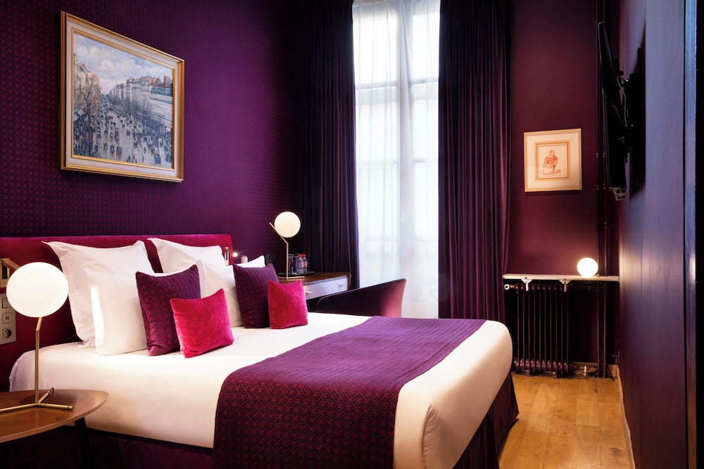 Habitación superior con 2 camas individuales del hotel Pas De Calais. Foto 9