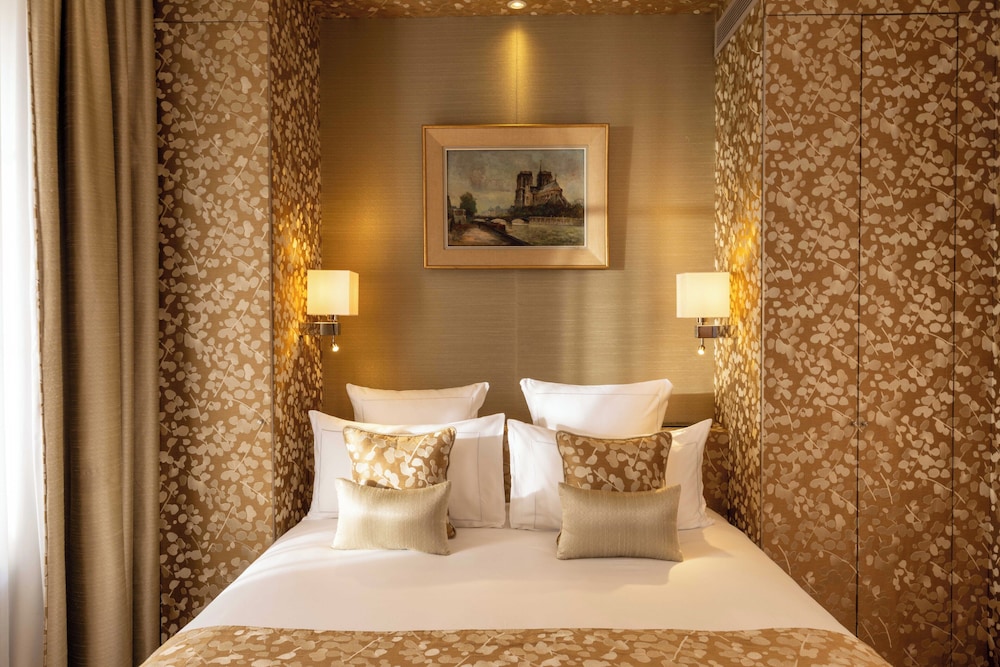 Habitación doble superior del hotel Pas De Calais. Foto 5