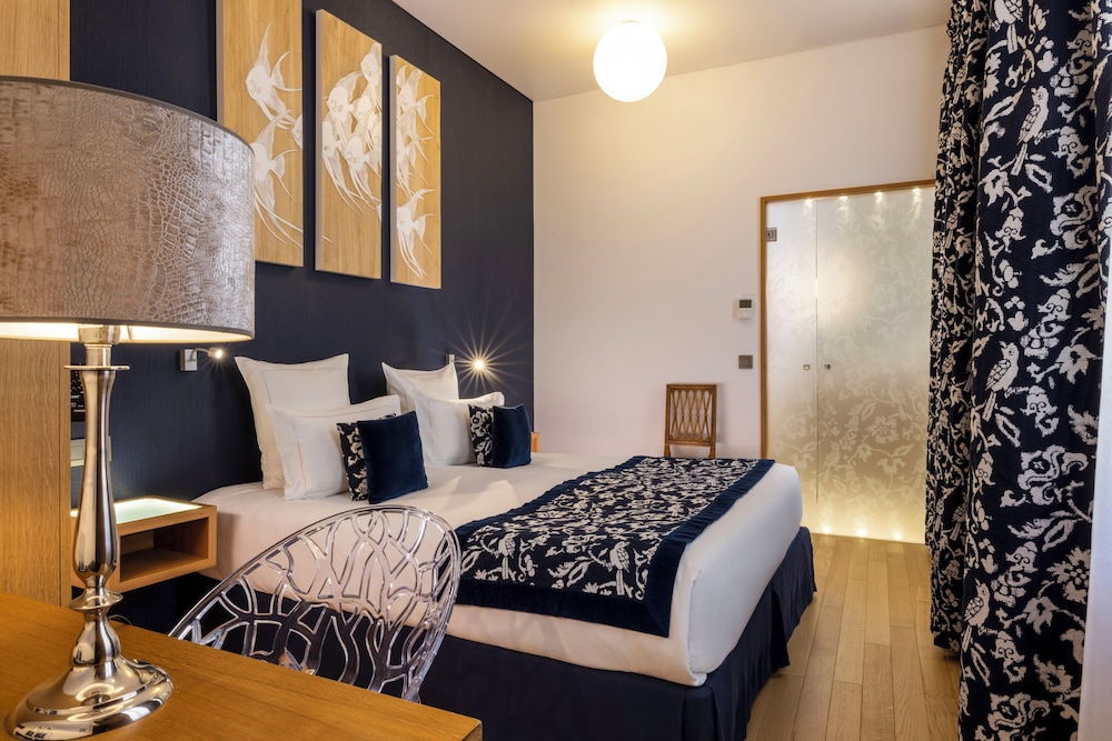 Habitación doble superior del hotel Pas De Calais. Foto 11