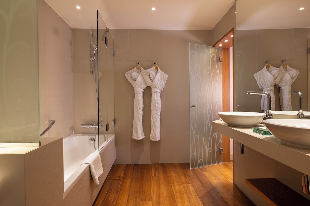 Habitación doble superior del hotel Pas De Calais. Foto 13