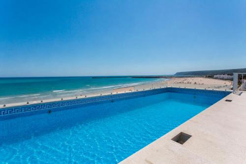 Suite Ático del hotel Turísticos Playa Bárbate