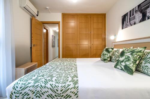 Apartamento Con Cocina 1 habitación Sofá Cama incluido 2 Camas individuales del hotel Pierre and Vacances Sevilla. Foto 3