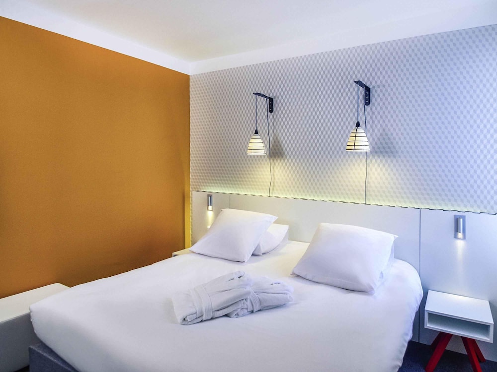 Habitación Superior con 1 cama doble del hotel Mercure Brest Centre Les Voyageurs. Foto 5