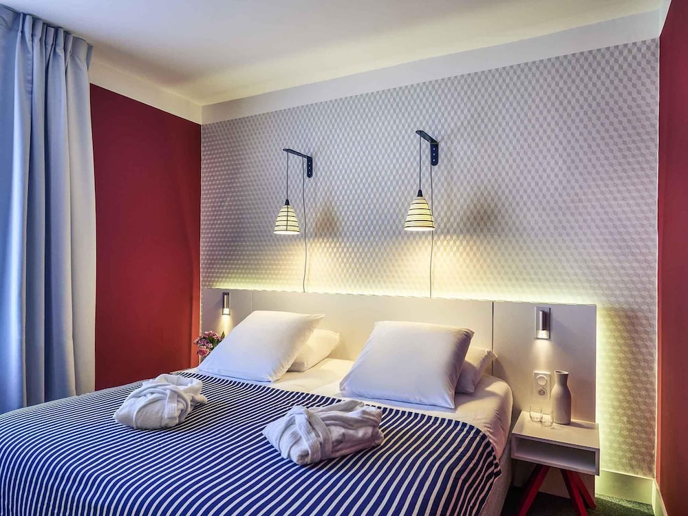 Habitación Superior con 1 cama doble del hotel Mercure Brest Centre Les Voyageurs. Foto 7