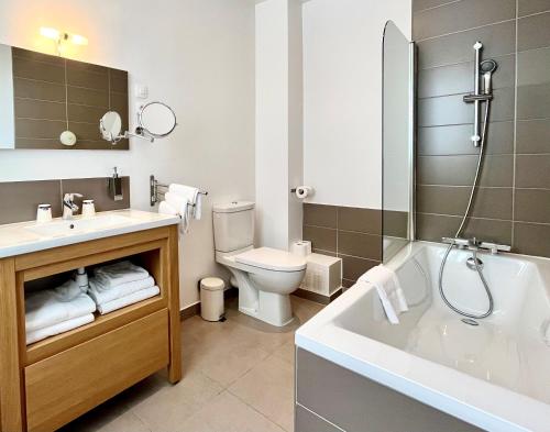 Habitación Familiar del hotel Odessa Montparnasse. Foto 3