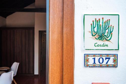 Habitación Triple del hotel Hotel Rural Jardines de Milano - Adults Only. Foto 10