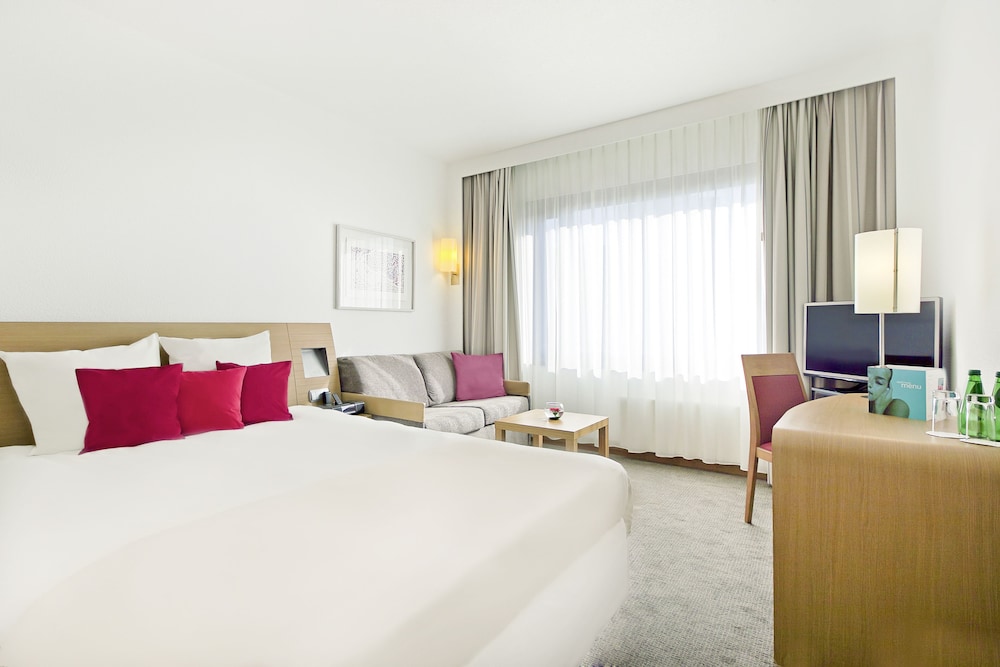 Habitación Clásica con 1 cama doble del hotel Novotel Marseille Vieux Port. Foto 3
