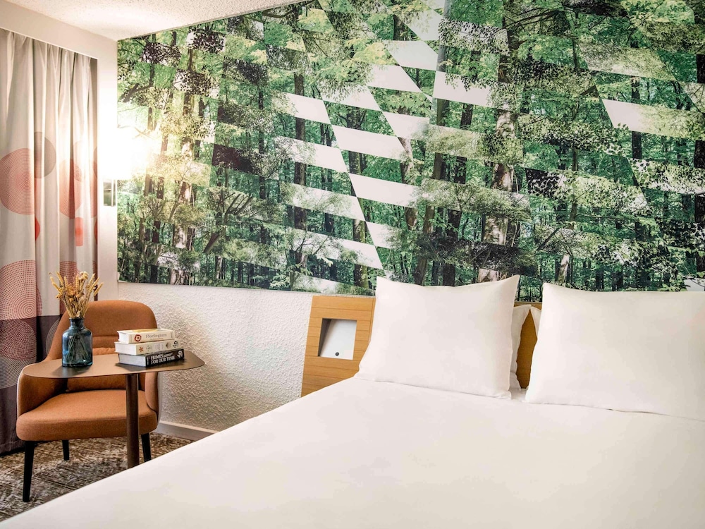 Habitación accesible - cama doble del hotel Novotel Bordeaux Mérignac